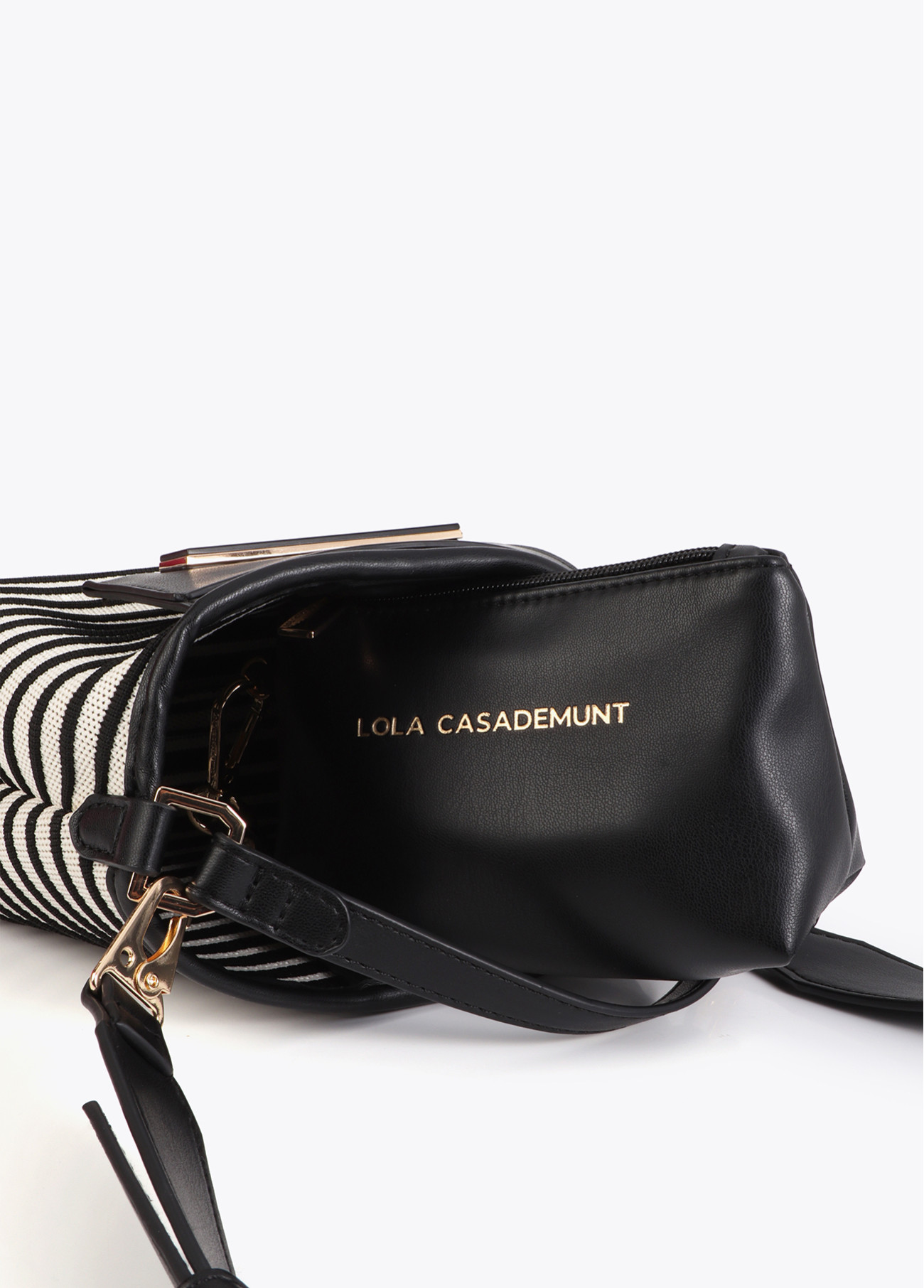 bandolera-tejido-rayas-combinado-con-efecto-piel (2)